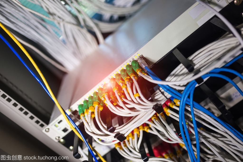 核心交換機技術(shù)在網(wǎng)絡(luò)空間的關(guān)鍵角色